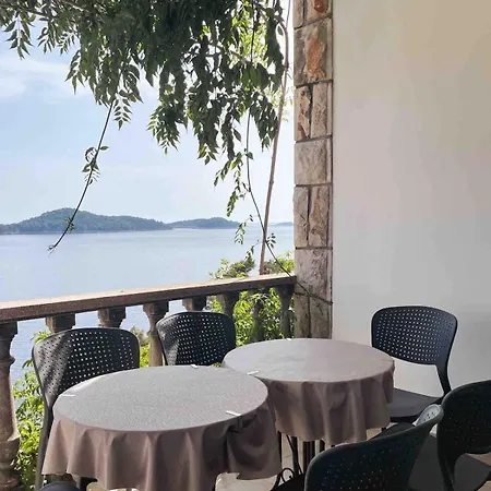 Διαμέρισμα Prizba Tomas 1 *